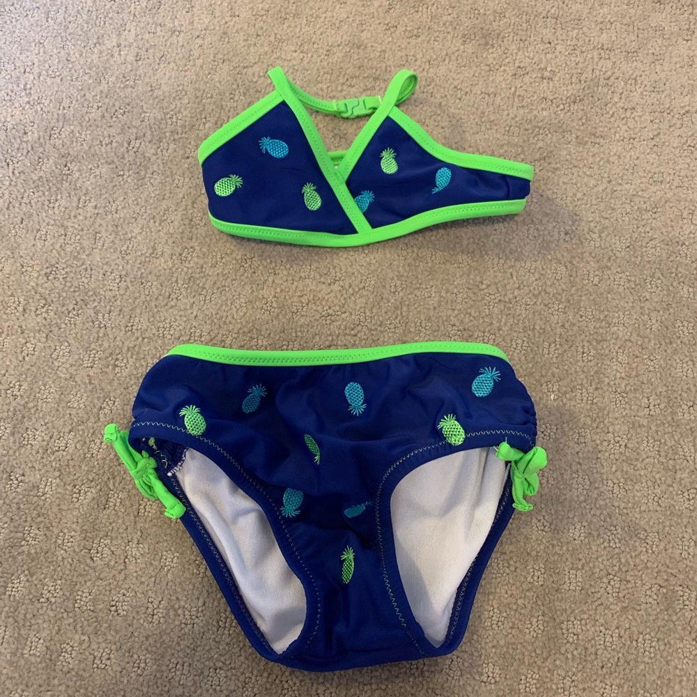 Tommy Bahama 3T girls bikini. Like new.
